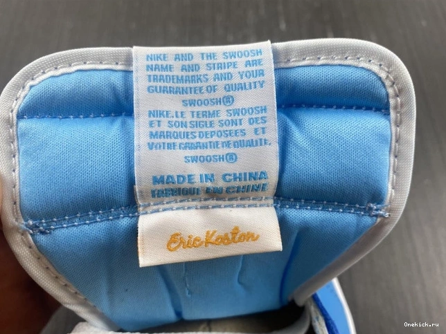 One Kick Low x UNC 1 Jordan SB Nike CJ7891-401 Air 0803